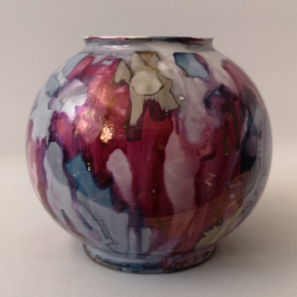 Gorgeous Squat Ceremic Bowl / Vase with Drip Glaze with Purple, Pink, Blue, Gold - Picture 3 of 5